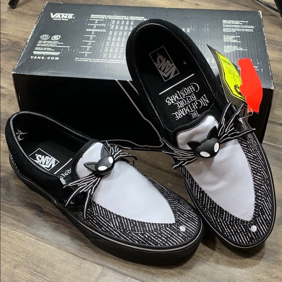 VANS CLASSIC SLIP-ON DISNEY Jack/Nightmare - Picture 2 of 15